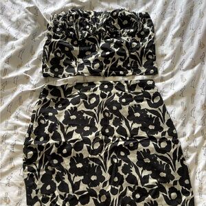 Lulu's Monochrome Floral Set